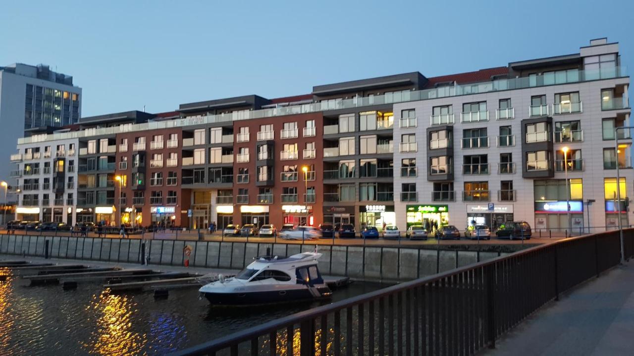 Waterlane W Oknami Na Rzeke - Marina View - Comfy Apartments Gdaňsk Exteriér fotografie